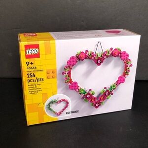 LEGO # 40638 Heart Ornament 254 Pieces Brand New